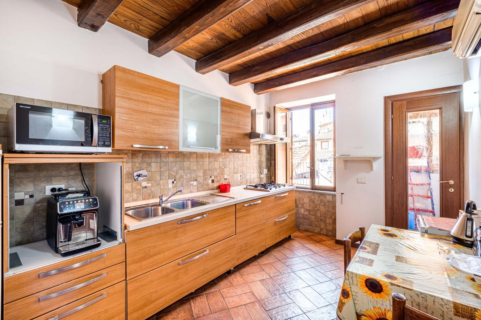 Bb Il Re Alla Reginella Guest House Roma Exterior foto